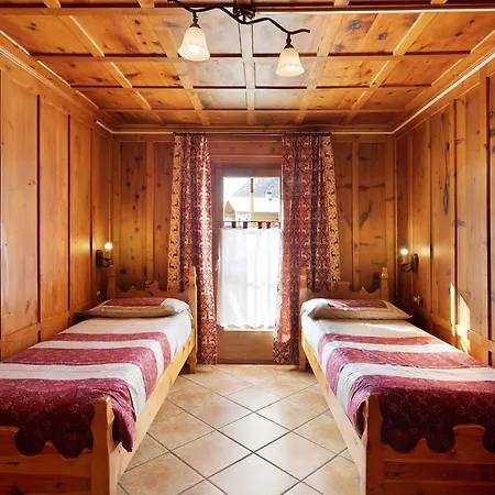 Paola 8 Posti Lejlighed *